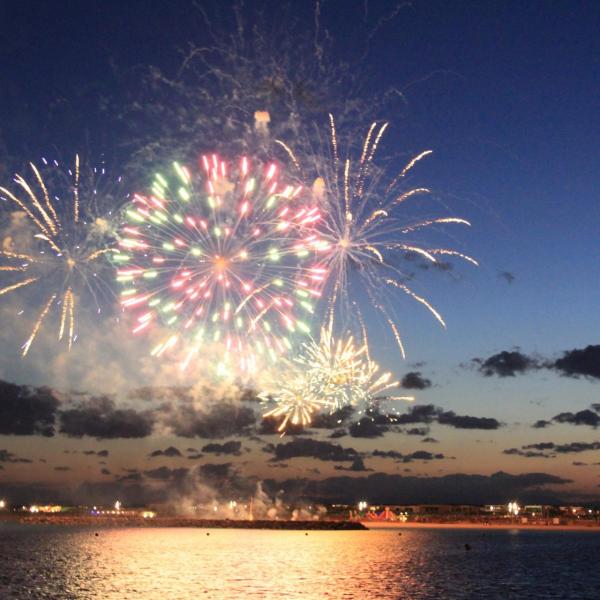 FEUX
